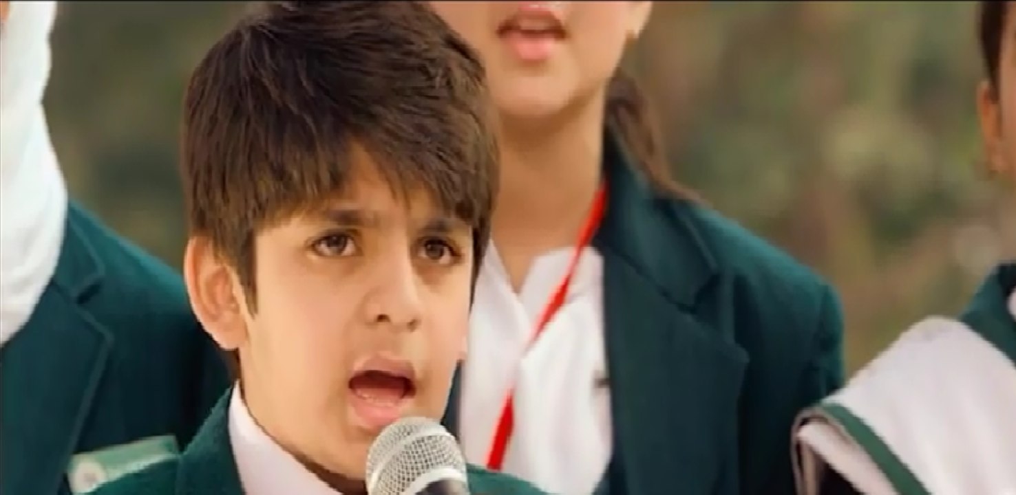 Mujhy dushman ke bachon ko parhana hai