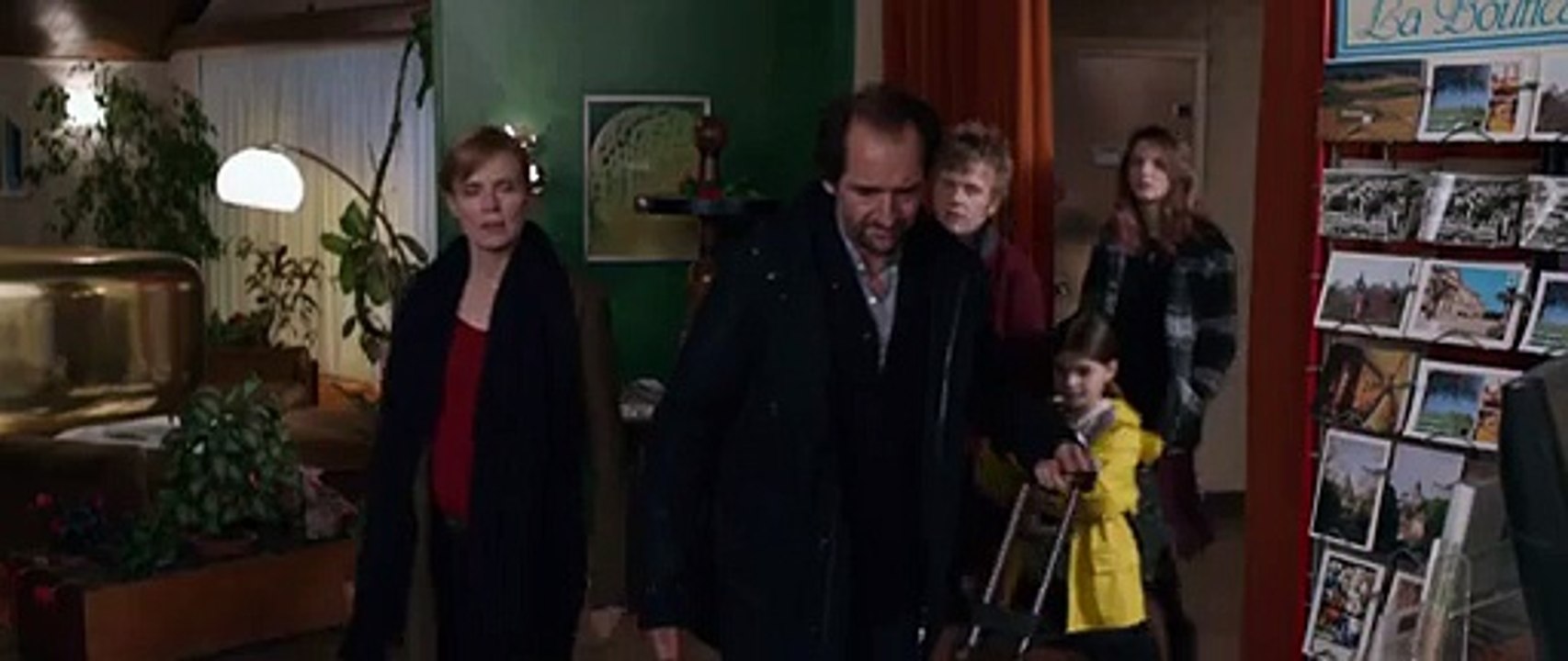 PARIS-WILLOUBY - Bande-annonce