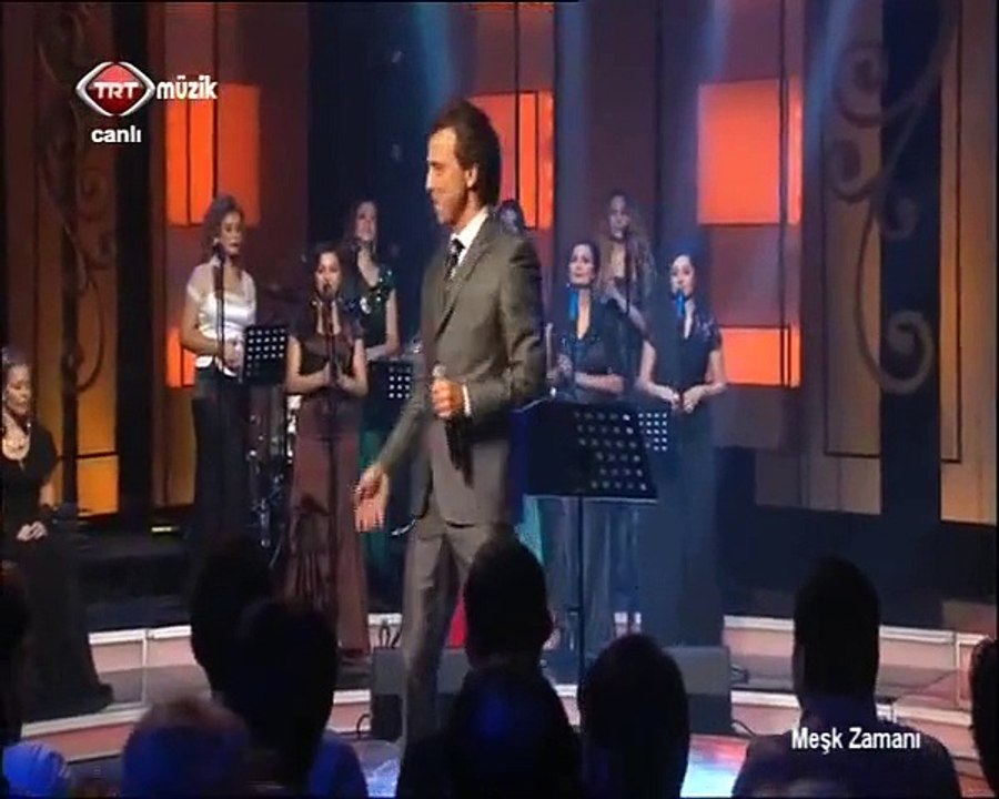 ARİF ÖZGÜLÜŞ -  BEN SENİ UNUTMAK İÇİN SEVMEDİM