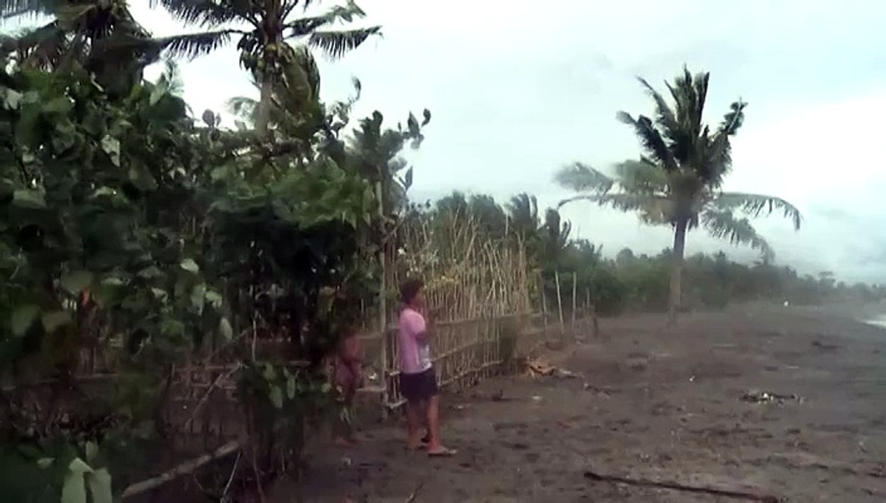 Philippines : 700 000 personnes fuient à l'approche du typhon Melor