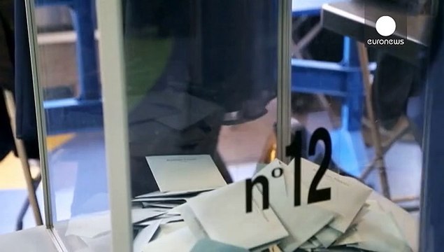 El sacrificio socialista aparta al FN del poder regional en Francia