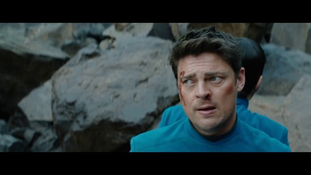 Star Trek Beyond Official Trailer, Zoe Saldana, Simon Pegg, Chris Pine, Zachary Quinto, Karl Urban Movie