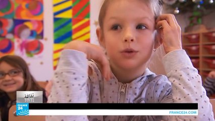 سيرك عائلي فرنسي يحتفل بعيد ميلاده الثلاثين