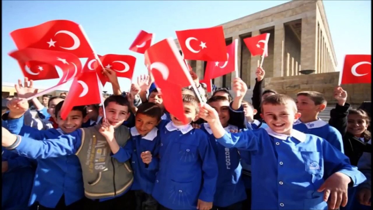 23 Nisan Şiirleri 2 - 3 4 Kıta Bugun 23 nisan bize en büyük bayram