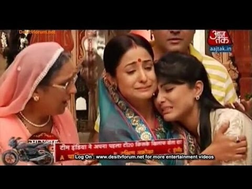 Naitik ne kiya Akshara ko Apni Aankhe dene ka Faisla jis se Ro Padi Akshara 14 December 2015 Yeh Rishta Kya Kehlata Hai