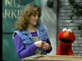 Sesame Street Elmo Wants to Marry Gina