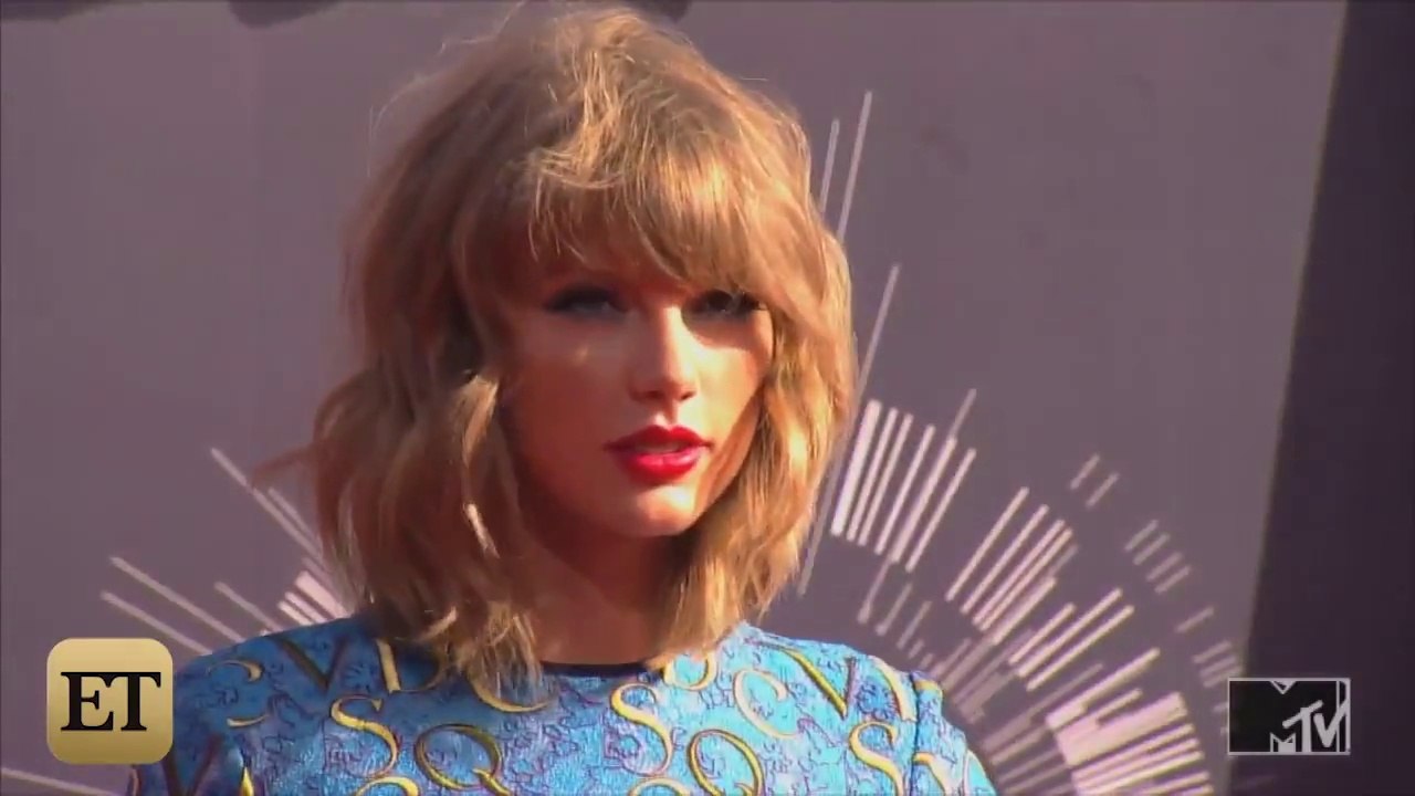 Taylor Swift Celebrates Her 26th Birthday With Adorable Throwback Pic and Big Surprise For Fans!