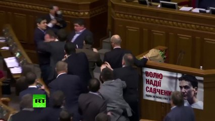 Une nouvelle violente bagarre éclate au sein du parlement ukrainien