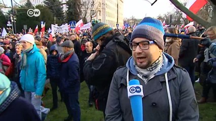 Poland: Jumping for democracy | DW News