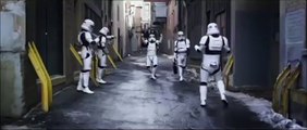 Stormtroopers safadões são expulsos do exército imperial