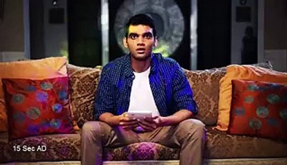 What Tv Anchor Doing in Live Shows -