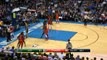 Le geste malin de Russell Westbrook pour marquer au buzzer - NBA