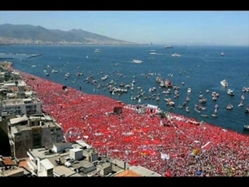 CUMHURIYET MITINGI IZMIR