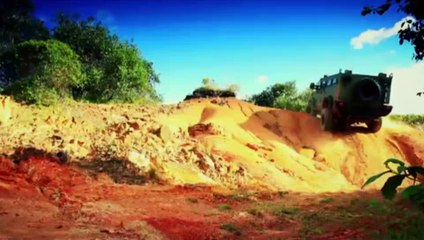 El ‘Hunter TR-12’ es un vehículo militar colombiano para el transporte de tropas en lugares de difícil acceso