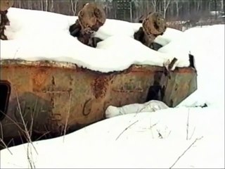 Искусство снайпера. Позиция внутри разбитой бронетехники.