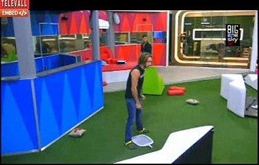 Vera retorna do Confessionário - 17.11.2015