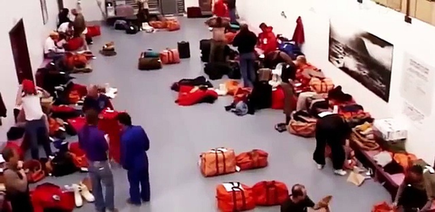 Discovery channel - Animals Planet 2015 - Discovery animals when ice melt