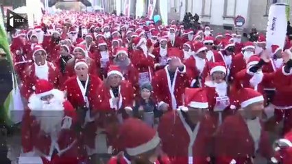 Les pères Noël s'échauffent