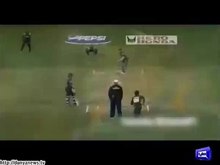 Tendulker hands a catch at slip on Amir's delivery.