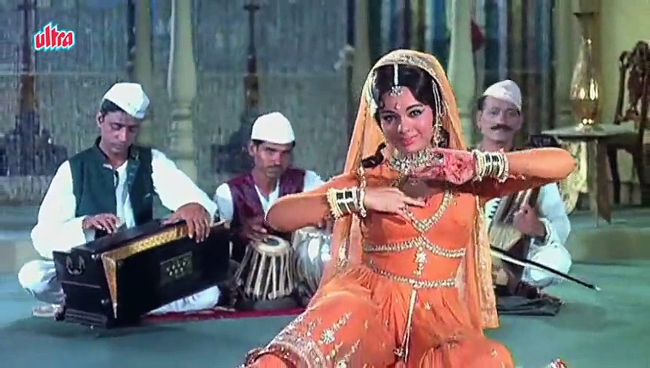 Sanam Tu Bewafa Ke Naam Se, Mumtaz, Lata Mangeshkar - Khilona Mujra Song