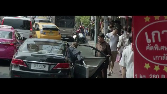 Правильный ролик на рождество! Очень трогательный ролик, не забывайте о своих ро