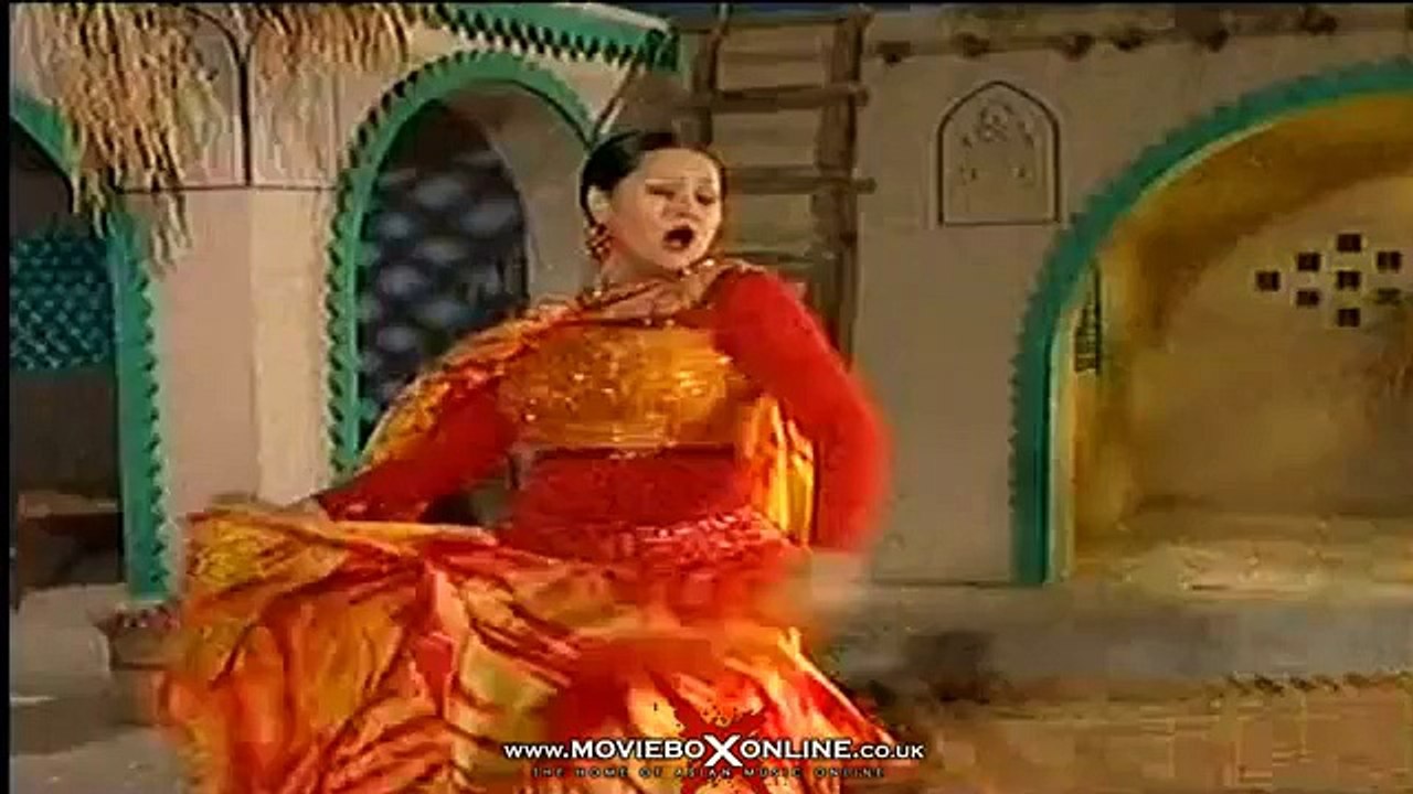 non stop nargis mujra