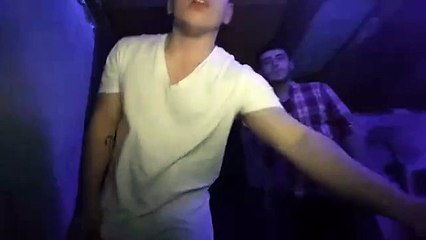 Elleran elvis & Efran - ölüm ne mi- (Live)