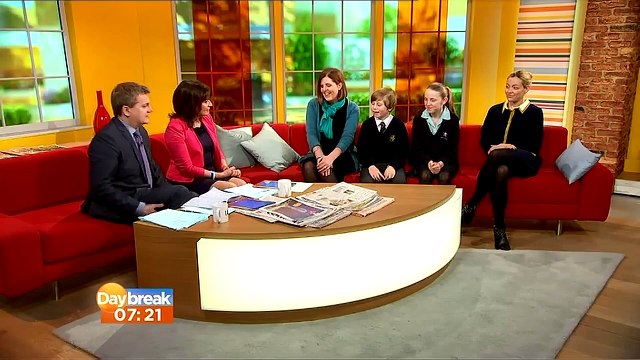 LORRAINE KELLY: : itv Daybreak 06 Feb 2013 The Question Of Smacking