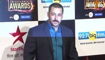 Salman Khan Wins Most Entertaining Actor of the Year Award At Big Star Entertainment Awards 2015