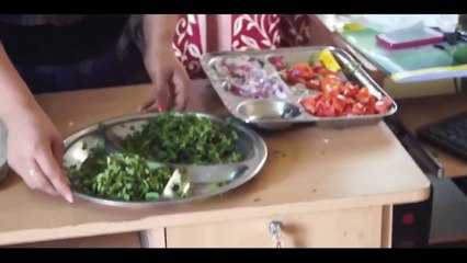 How to Make Pudine Ki Chatni in India