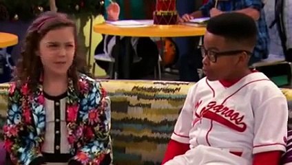 Austin & Ally – Santas & Surprises