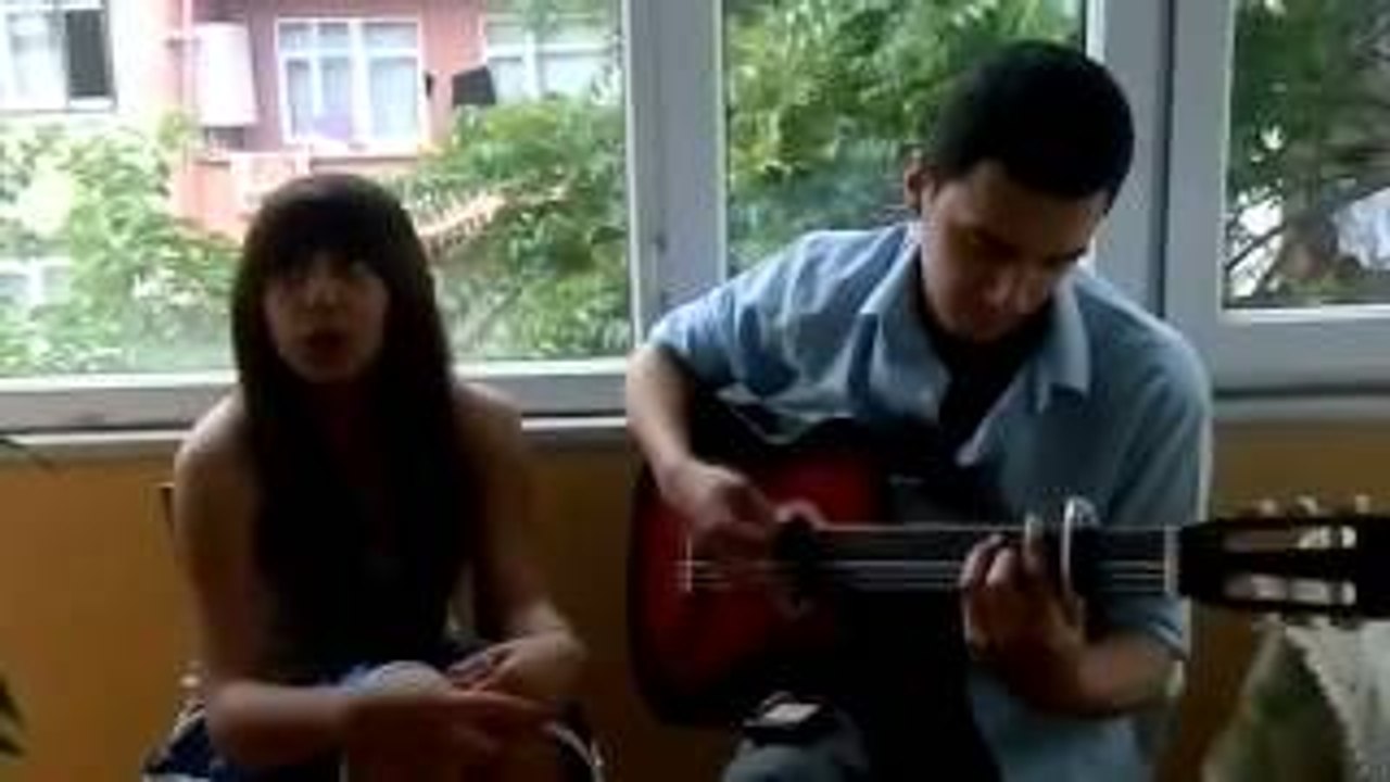 Mertcan ve Özge Hani Bekleyecektin Bir Ömür Boyu