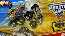 Hot Wheels Double Destruction Monster Jam Playset with The Tormentor & Frightning McMean Crash!