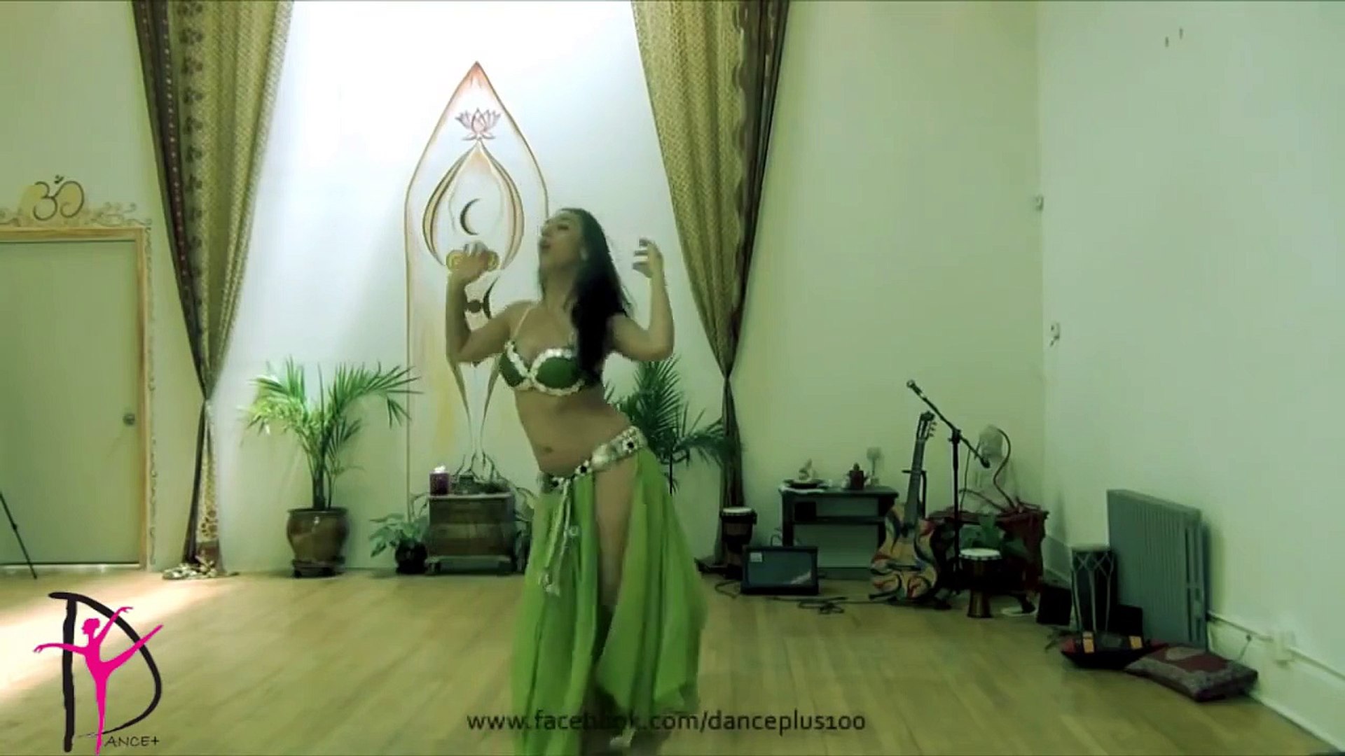 مش صافيناز .رقص شرقي مصري .Hot Belly Dance