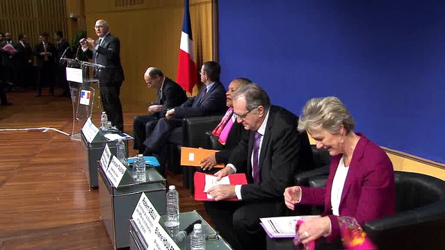 Archive - Conférence sur la lutte contre la fraude et l'évasion fiscales avec Michel Sapin et Christiane Taubira - 15/12/2015
