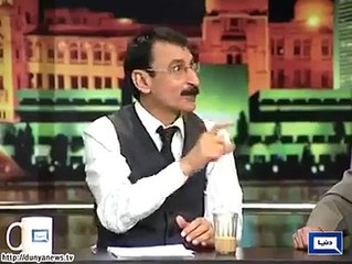 بڑا مودی بنا پھرتا ہے جو کبوتر سے ڈرتا ہے. بیچارے مودی کا ہال تو زرا دیکھیں.