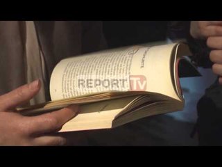 Report TV - Jeta e panjohur e Santos ngjitet në teatër, ndërtuar mbi librin e tij