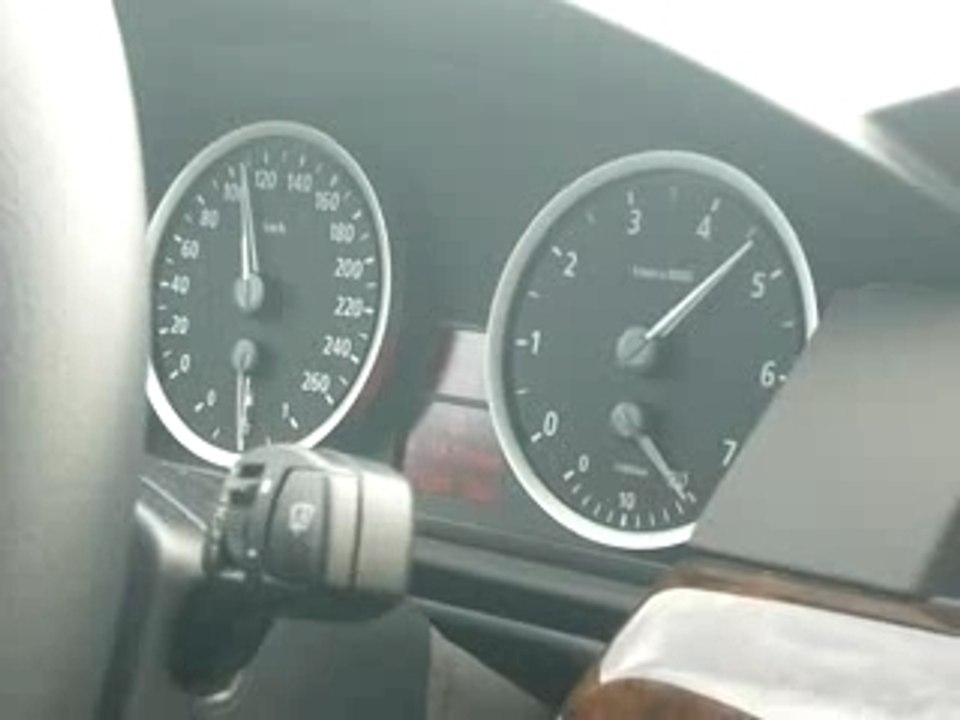 BMW 550i (4)