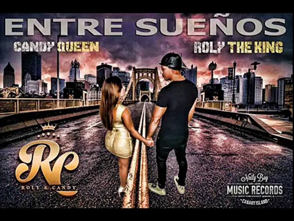 Pareja de Jóvenes Cubanos dedican canción a los Emigrantes