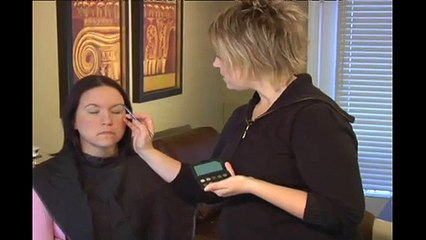 Setting Eyebrows With Foundation Makeup