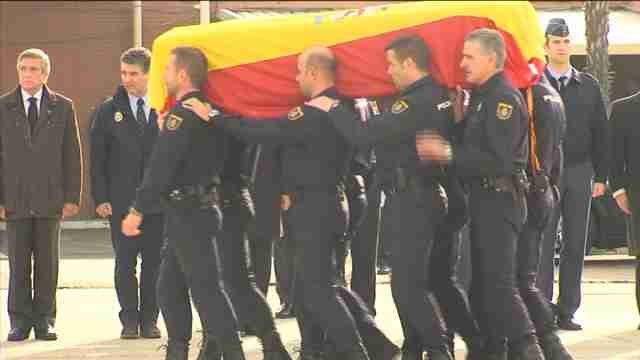 Repatriados los policías asesinados en Afganistán