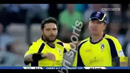 Shahid Afridi 3 Wicket in 3 Balls Superb Bowling By Shahid Afridi