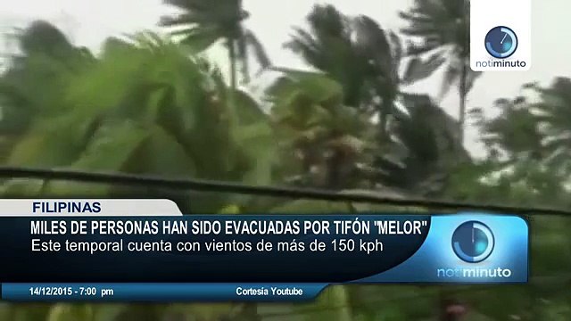 Filipinas amenazada por fuerte tifón , al menos 700 mil personas han sido evacuadas