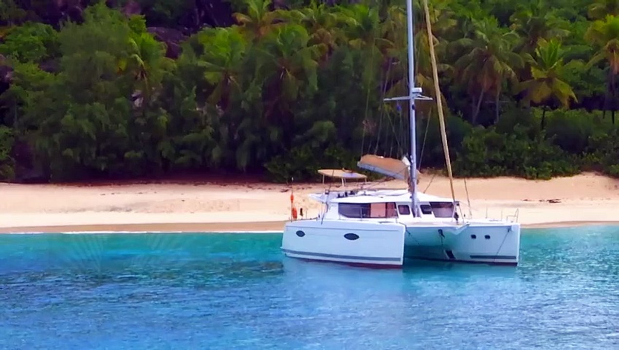 BVI Sailing Vacations on Catamaran Dolphin Splash