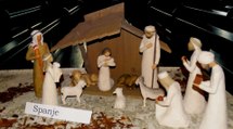 Bedevaartskerk - Expositie kerststallen uit de hele wereld / Brielle 2015