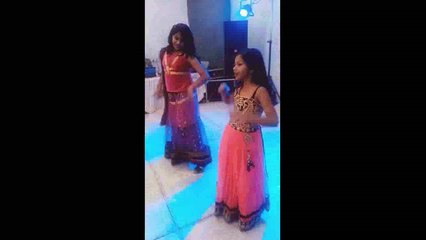 Chittiya kalayiaa superb dance by little cute girl 2000 to 2015