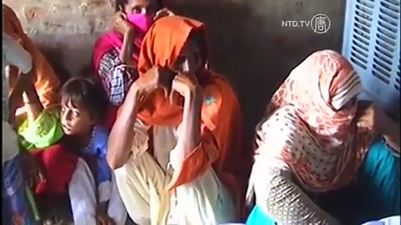 Pakistani Woman Mistreated and Tied from Tree in Central Punjab