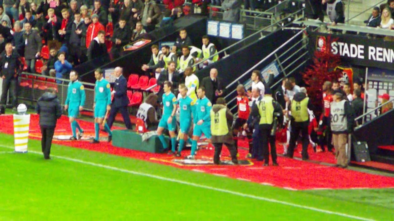 15/12/15 : SRFC-TFC : entrée des équipes