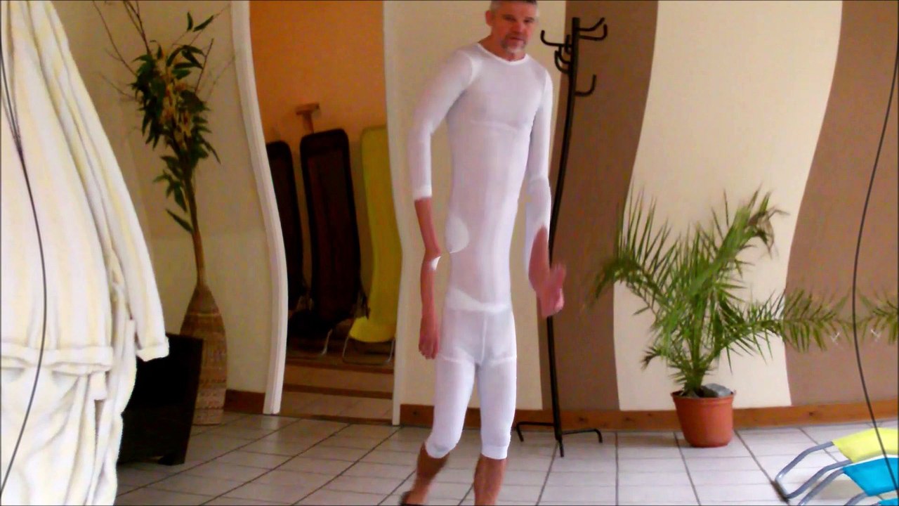 "170cm, - geballte/pure ♂männlichkeit♂ in action" - version 2 (aus dem video : "vi.echtach/vi.tal/vi.ctor´ia´s-secret")