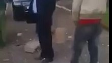 برلماني فوق القانون بمدينة سطات يصفع مواطن ويسب ويشتم وهو عارف كاين من يصوره